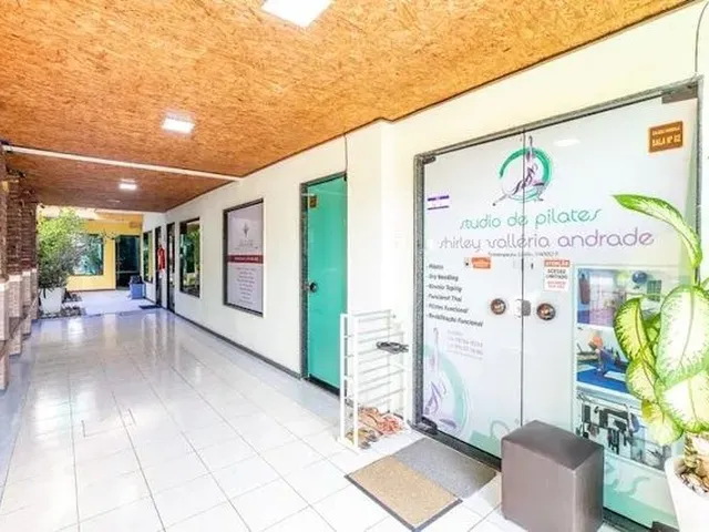 Imagem: Salas para Alugar em Centro Comercial no