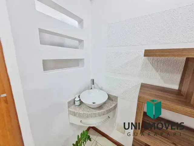 Imagem 4: Sala Comercial de 30M² a Venda e Locação no Centro de Guarapari - Excelente