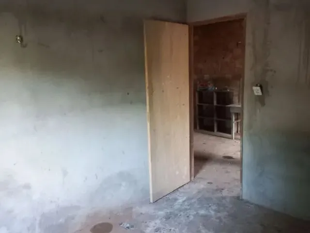Imagem: Vendo Ou Troco!! Casa em Obra Ainda Detalhes