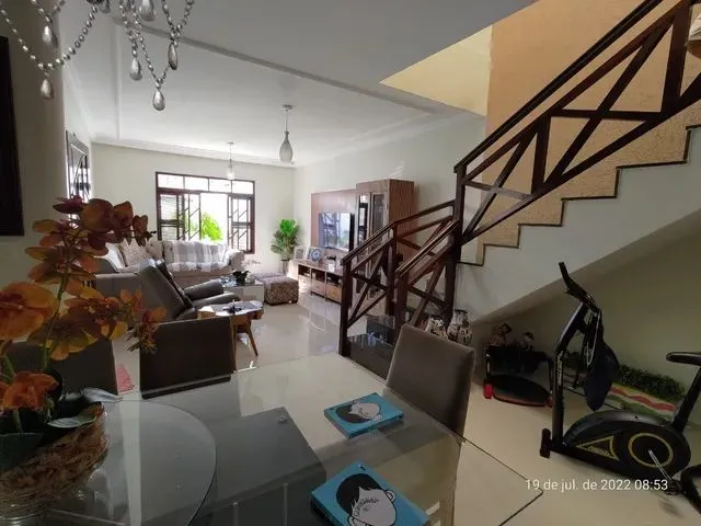 Imagem 1: Casa para Venda Tem 200 Metros Quadrados com 4 Quartos em Cidade dos Funcionários