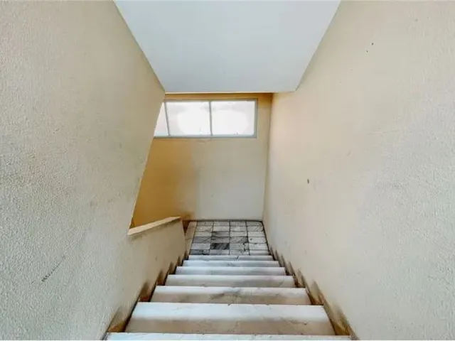 Imagem 14: Ed. Larissa Apartamento com 3 dormitórios