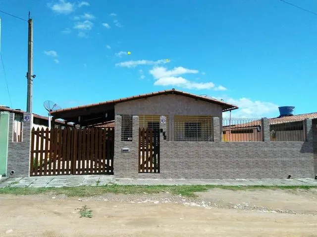 Imagem: Vendo Excelente Casa com 03 Quartos, Suíte