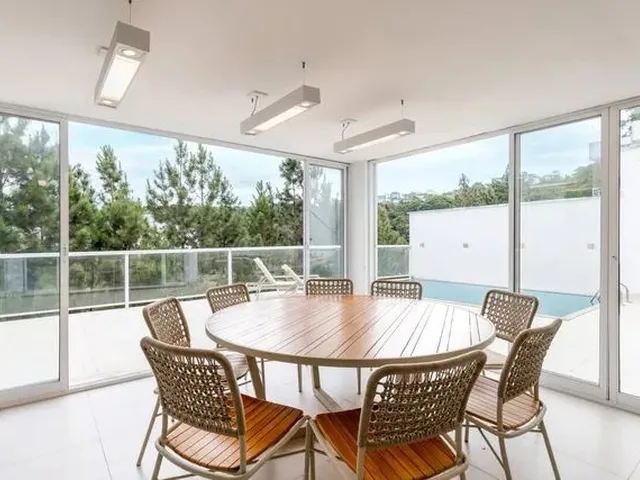 Imagem: Casa 3 Suítes com Planejados a Venda por