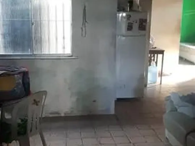 Imagem 2: Casa Térrea Med. 10X50 na Rua Esperanto, Próx. a Pedro A. Cabral
