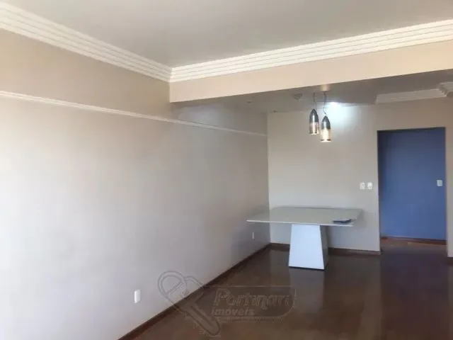 Imagem 9: Apartamento com 3 Quartos para Alugar por R$ 1700.00, 162.00 M2 - Centro - Limeira/Sp