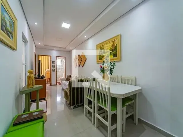 Imagem: O apartamento possui 2 Dormitórios, 1 Banheiro, 1 Vaga na