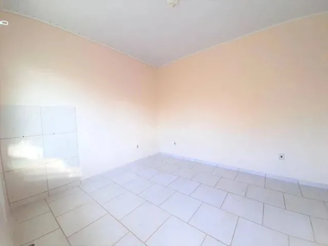 Imagem: Casa para Alugar, 24 M² por R$ 660,00/Mês