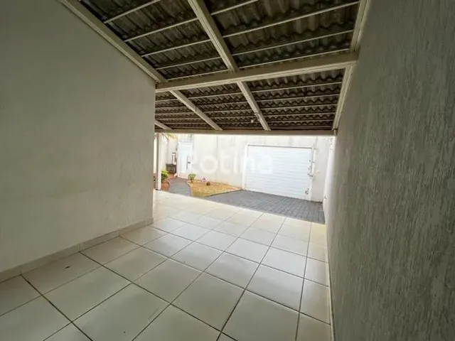 Imagem 3: Casa para Alugar, 3 Quartos, 1 Suíte, 3 Vagas, Nova Uberlândia - Uberlândia/Mg - R