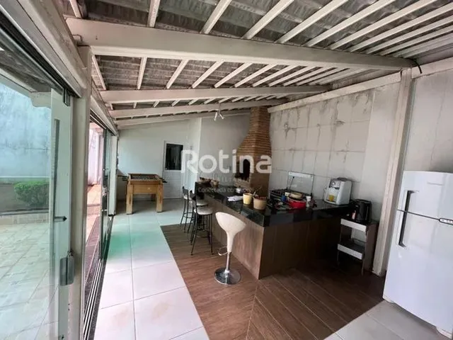 Imagem 10: Casa para Alugar, 3 Quartos, 1 Suíte, 3 Vagas, Nova Uberlândia - Uberlândia/Mg - R