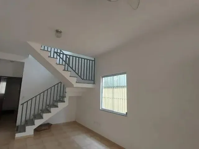 Imagem: Sobrado para Aluguel Tem 100M² com 3 Quartos