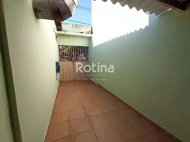 Imagem: Casa para Alugar, 2 Quartos, 1 Suíte, 1