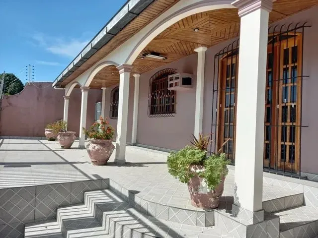 Imagem: Casa pra Alugar no Bairro Planalto com 04
