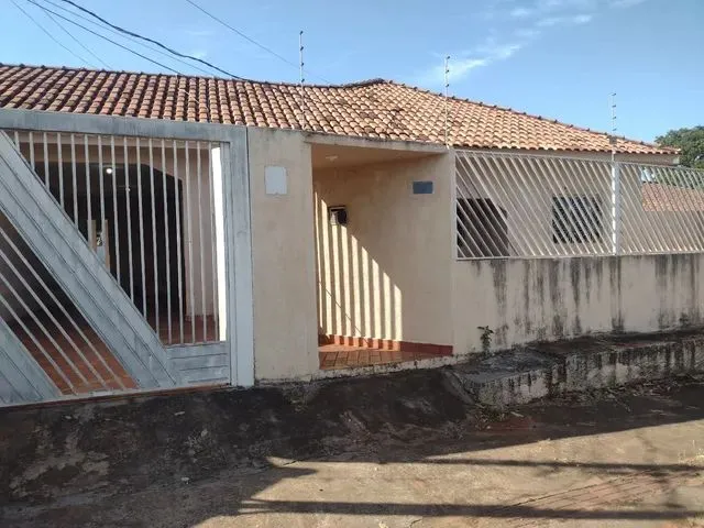 Imagem: Alugo Casa Grande Vila Margarida