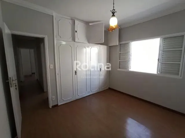 Imagem 15: Casa para Alugar, 3 Quartos, 1 Suíte, 2 Vagas, Brasil - Uberlândia/Mg - R$ 2.700,00