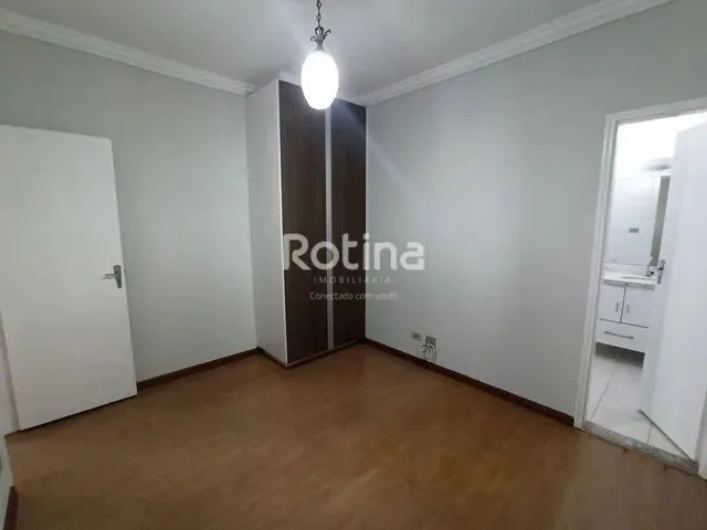 Imagem 14: Casa para Alugar, 3 Quartos, 1 Suíte, 2 Vagas, Brasil - Uberlândia/Mg - R$ 2.700,00