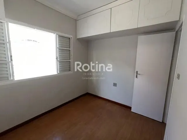 Imagem 2: Casa para Alugar, 3 Quartos, 1 Suíte, 2 Vagas, Brasil - Uberlândia/Mg - R$ 2.700,00