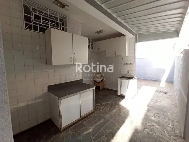 Imagem 10: Casa para Alugar, 3 Quartos, 1 Suíte, 2 Vagas, Brasil - Uberlândia/Mg - R$ 2.700,00