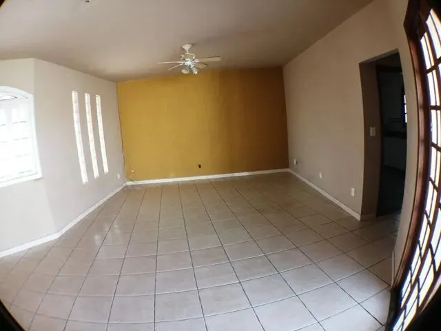 Imagem 12: Casa com 3 Dormitórios para Alugar em Contagem