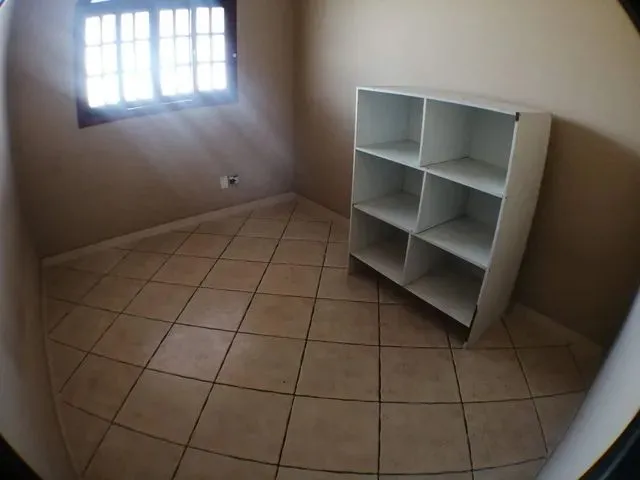 Imagem 16: Casa com 3 Dormitórios para Alugar em Contagem