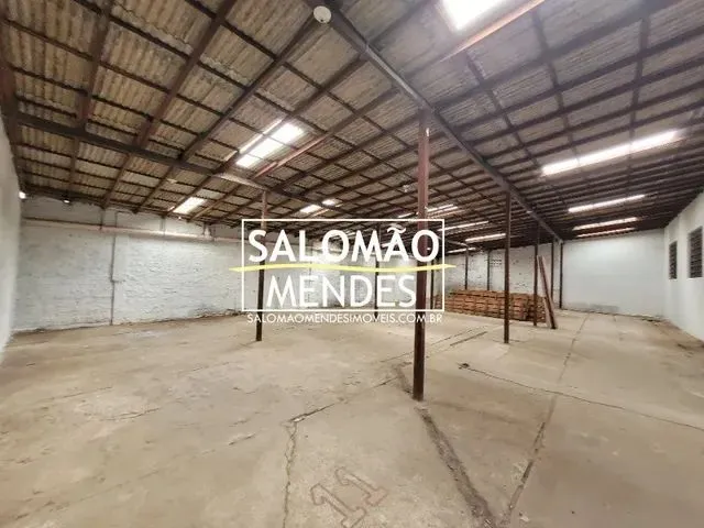 Imagem: Galpão com 720M² na Sacramenta