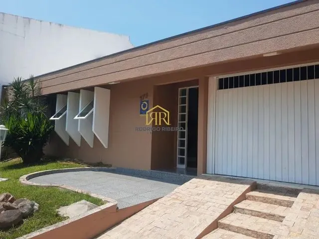 Imagem: Florianópolis - Casa Padrão - Trindade