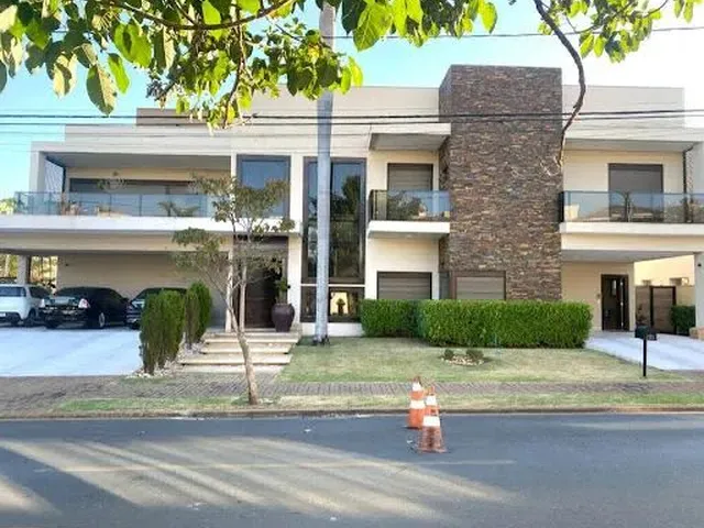 Imagem: Sobrado com 5 Dormitórios À Venda, 821