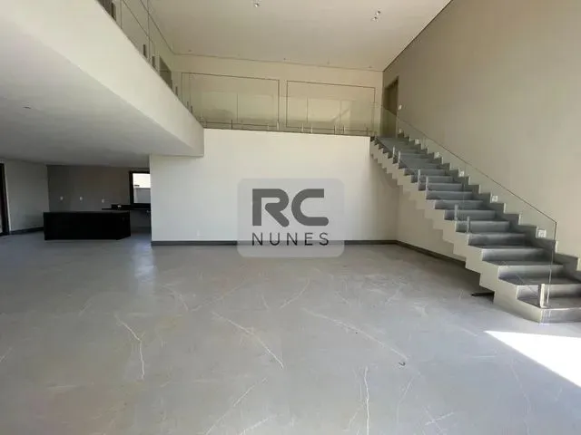 Imagem 1: Casa em Condomínio À Venda no Alphaville