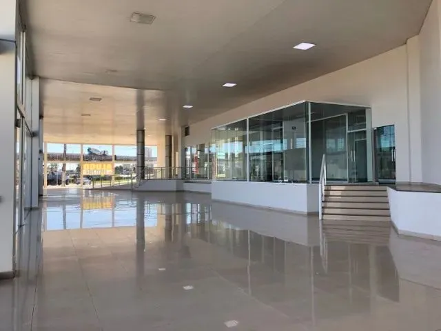 Imagem 4: Oportunidade Única: Imóvel Comercial com 1.500M² para Locação em Maringá-Pr