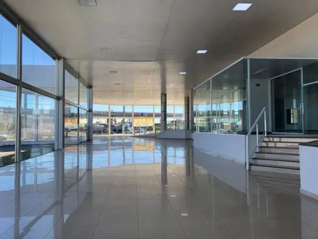 Imagem 11: Oportunidade Única: Imóvel Comercial com 1.500M² para Locação em Maringá-Pr