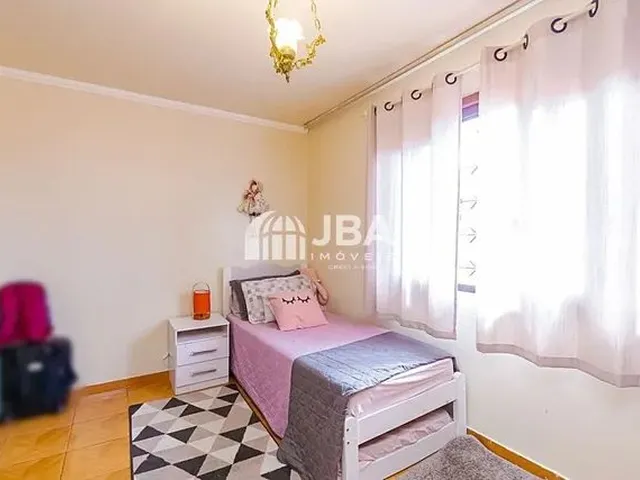 Imagem 2: Curitiba - Casa Padrão - Cajuru