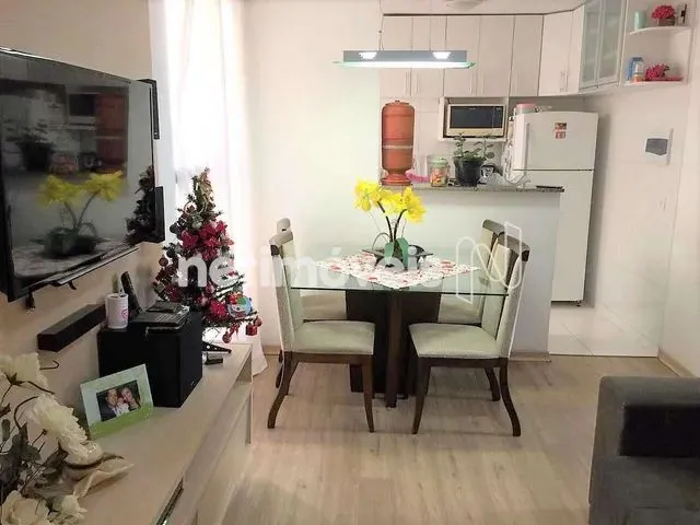 Imagem: O apartamento possui 2 Dormitórios, 1 Banheiro, 1 Vaga na