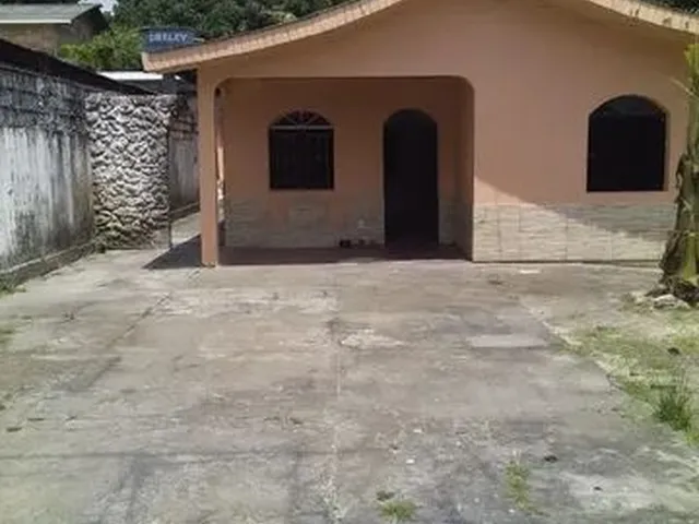 Imagem: Casa com 2 Quartos Garagem para 2 Carros