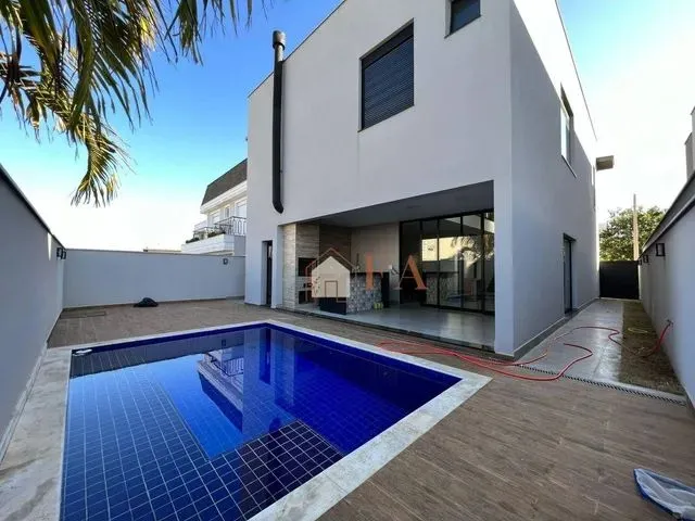 Imagem: Casa com 4 Dormitórios para Alugar, 256