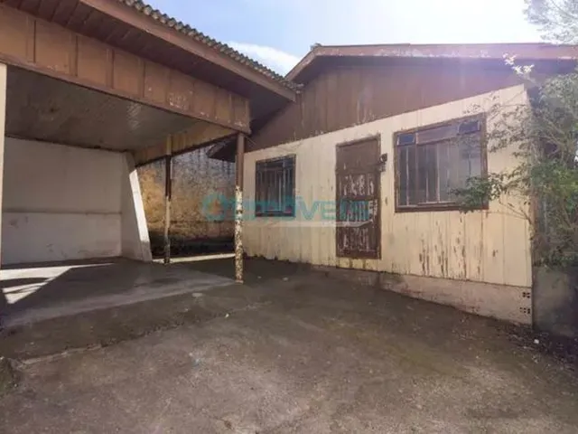 Imagem: Curitiba - Casa Padrão - Campo Comprido