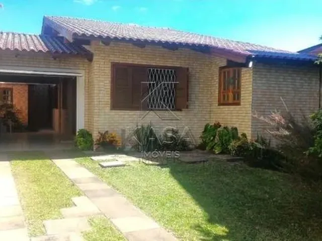 Imagem 2: Maravilhosa Casa com 2 Dormitórios, Sendo 01 com Ar Condicionado, Amplas Salas de Estar E