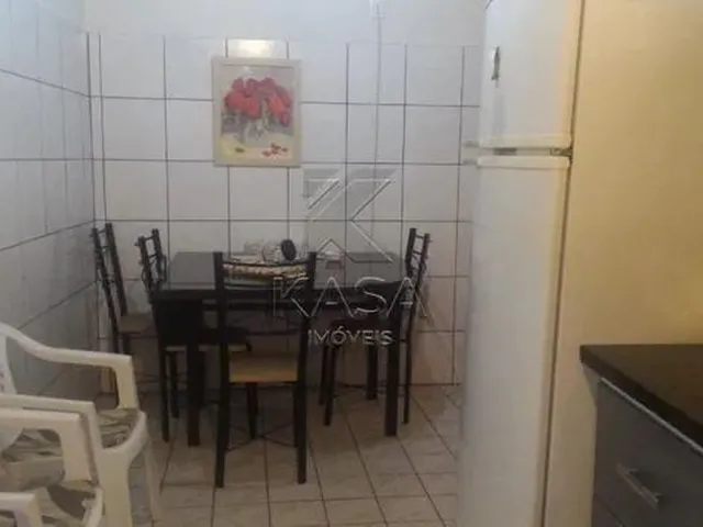 Imagem 3: Maravilhosa Casa com 2 Dormitórios, Sendo 01 com Ar Condicionado, Amplas Salas de Estar E