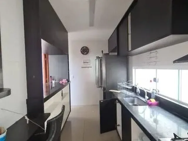 Imagem 3: Samara - Alugo Casa Cond, Fechado com 4 Suites !!! Zn Leste