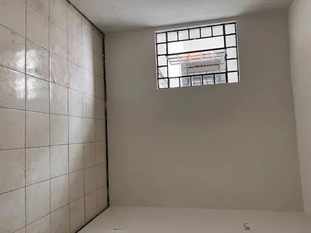 Imagem 16: Casa para Aluguel Possui 280 Metros Quadrados com 4 Quartos em Cidade 2000 - Próximo A