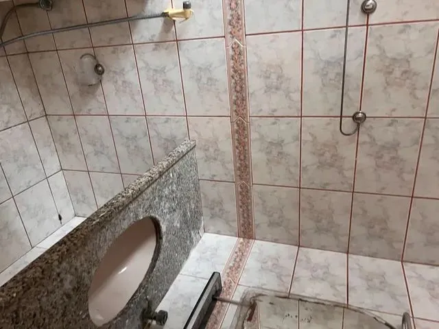 Imagem 5: Casa para Aluguel Possui 280 Metros Quadrados com 4 Quartos em Cidade 2000 - Próximo A