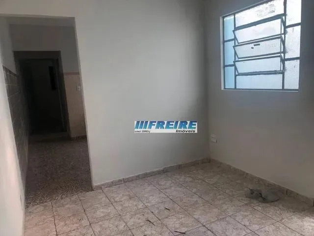 Imagem 1: Casa com 2 Dormitórios para Alugar, 50 M² por R$ 1.330/Mês - Vila Palmares - Santo