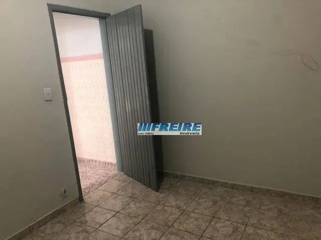 Imagem 3: Casa com 2 Dormitórios para Alugar, 50 M² por R$ 1.330/Mês - Vila Palmares - Santo