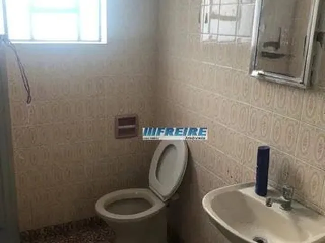 Imagem 8: Casa com 2 Dormitórios para Alugar, 50 M² por R$ 1.330/Mês - Vila Palmares - Santo