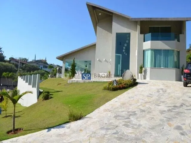 Imagem: Casa com 3 Dormitórios À Venda, 490 M²