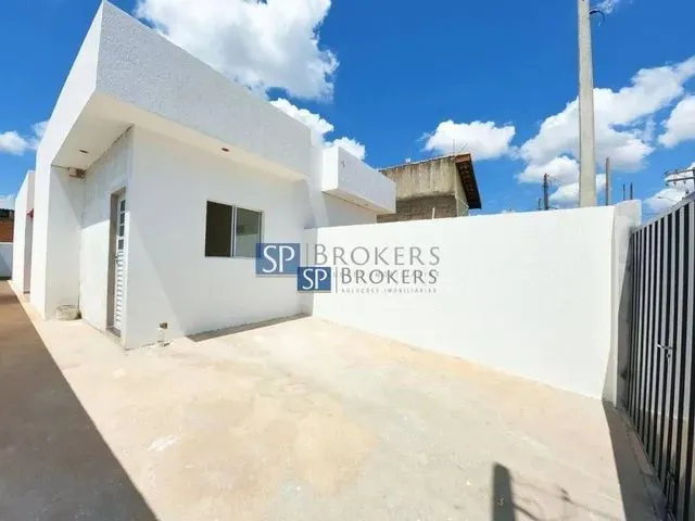 Imagem: Casa com 2 Dormitórios À Venda, 60 M²