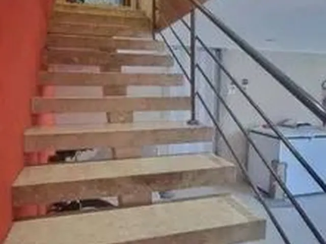 Imagem 10: Casa com 4 Dormitórios À Venda + Barracão Comercial, por R$ 1.900.000 - Cidade