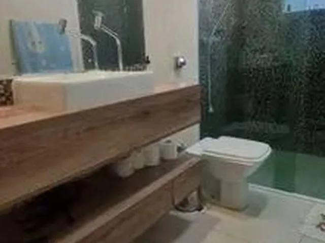 Imagem 9: Casa com 4 Dormitórios À Venda + Barracão Comercial, por R$ 1.900.000 - Cidade