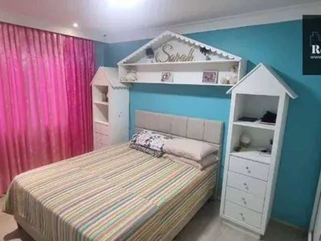 Imagem 6: Casa com 4 Dormitórios À Venda + Barracão Comercial, por R$ 1.900.000 - Cidade