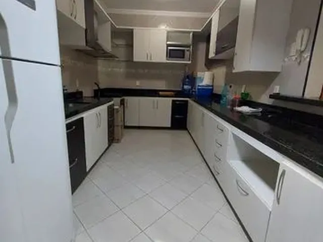Imagem 6: Excelente Casa Duplex Semi-Mobiliada com 4 Quartos, 3 Suítes e Piscina na Parquelândia