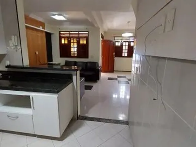 Imagem 2: Excelente Casa Duplex Semi-Mobiliada com 4 Quartos, 3 Suítes e Piscina na Parquelândia