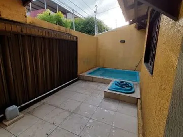Imagem 14: Excelente Casa Duplex Semi-Mobiliada com 4 Quartos, 3 Suítes e Piscina na Parquelândia